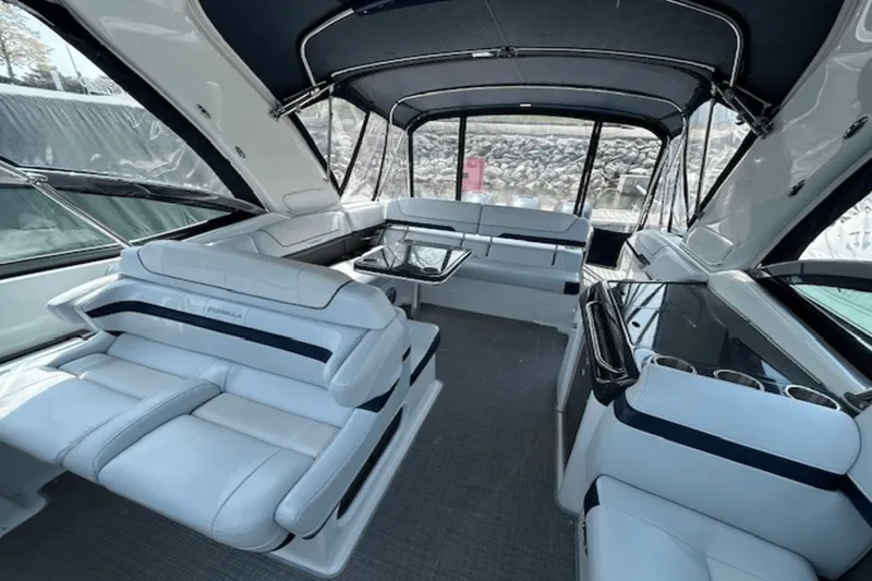 Slide: The Image of Formula 350 CBR 2017 - 34