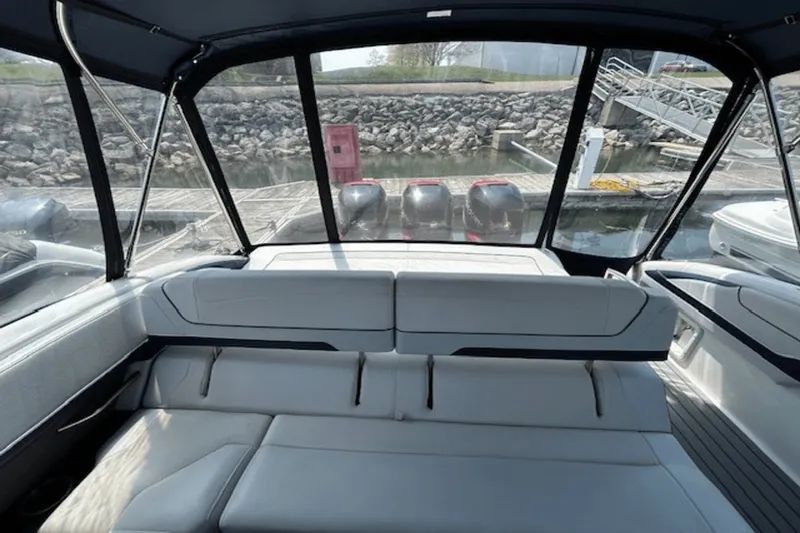 Slide: The Image of Formula 350 CBR 2017 - 36