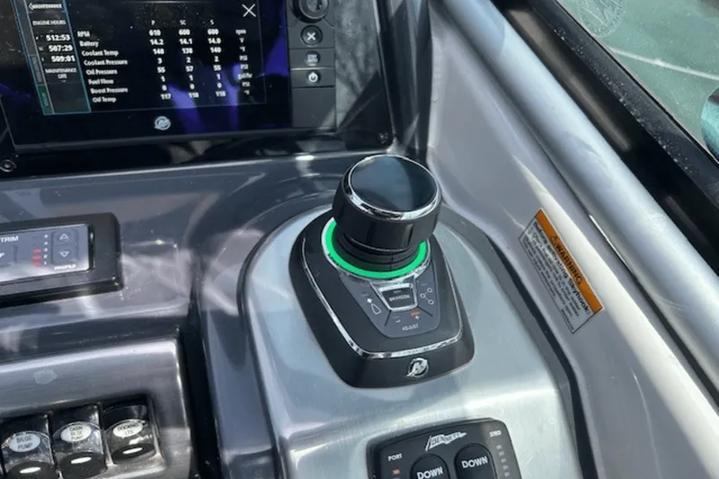 Slide: The Image of Formula 350 CBR 2017 - 41