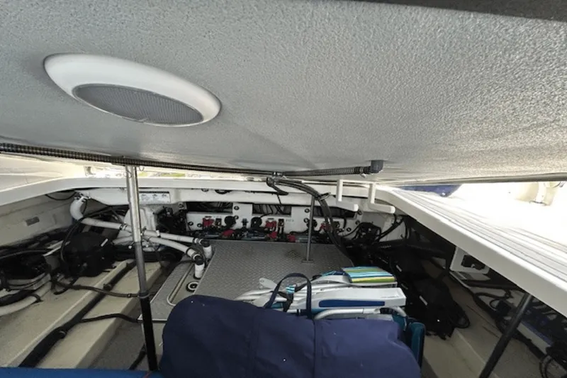 Slide: The Image of Formula 350 CBR 2017 - 52