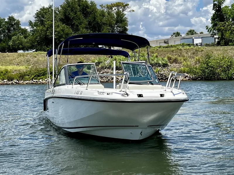 Slide: The Image of Boston Whaler 230 VANTAGE 2015 - 5