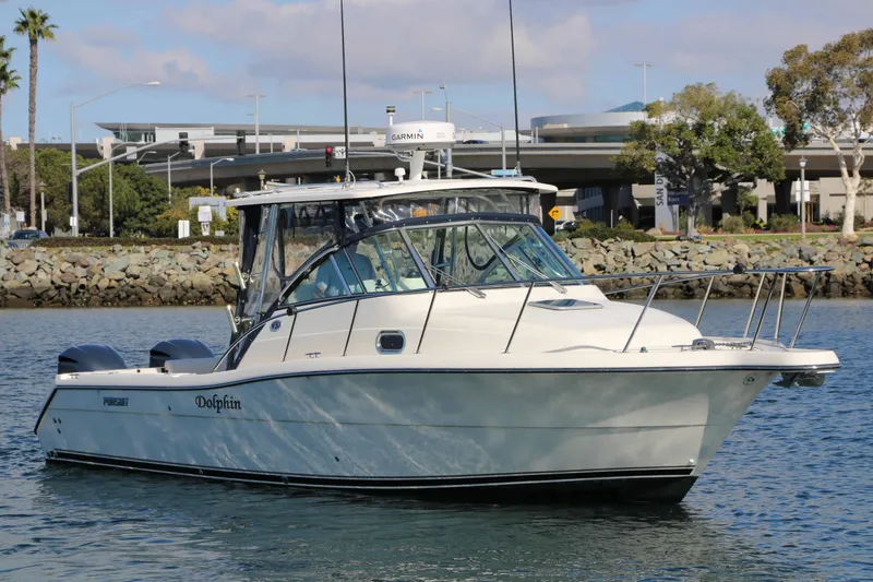 The Image of Pursuit 3070 Offshore 2005 - 0