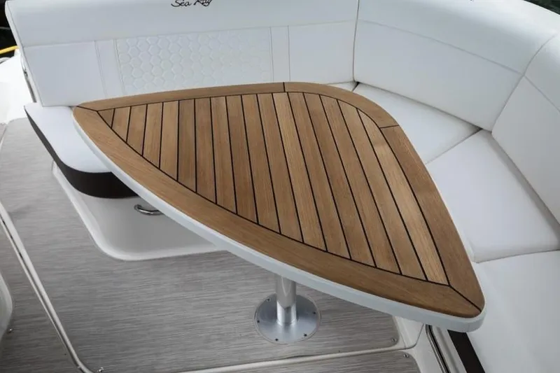 Slide: The Image of Sea Ray Sundancer 320 2023 - 16
