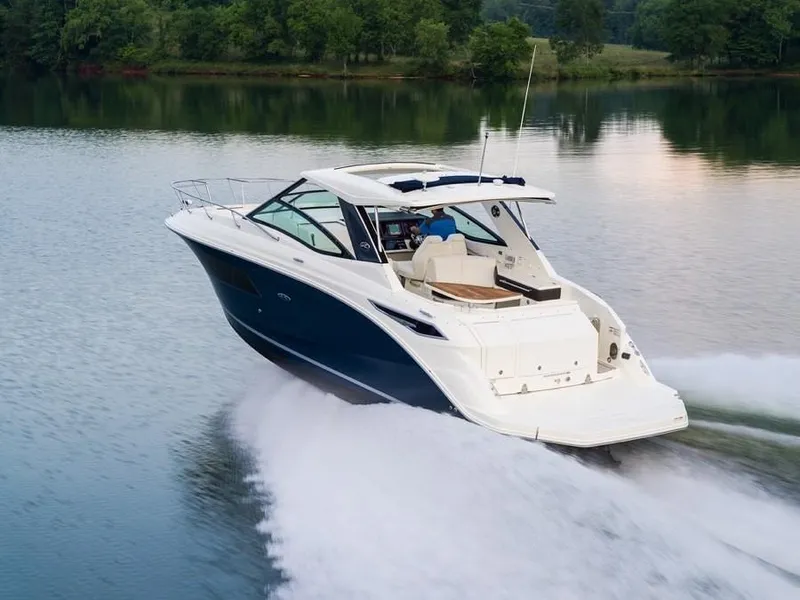 Slide: The Image of Sea Ray Sundancer 320 2023 - 4