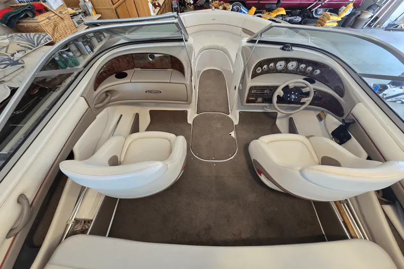 Slide: The Image of Four Winns 210H 2002 - 13