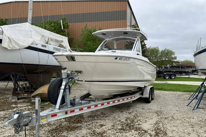 Slide: The Image of Cutwater C 24 CW 2022 - 1