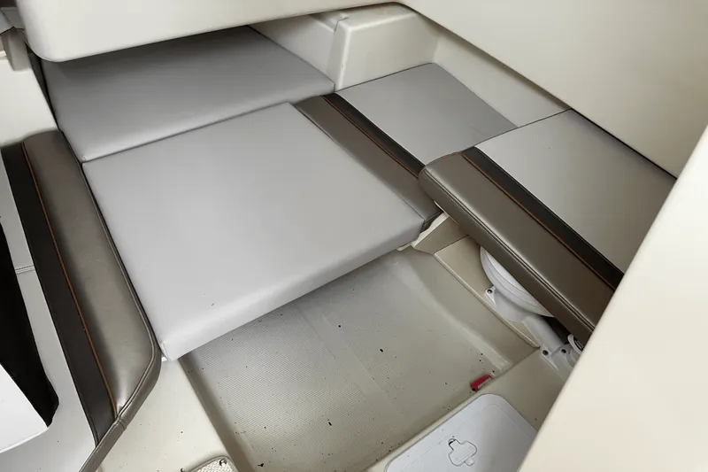 Slide: The Image of Cutwater C 24 CW 2022 - 24