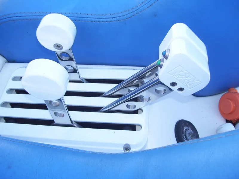 Slide: The Image of Boat throttle controls on a 2002 Mares 38 High Performance model. - 14