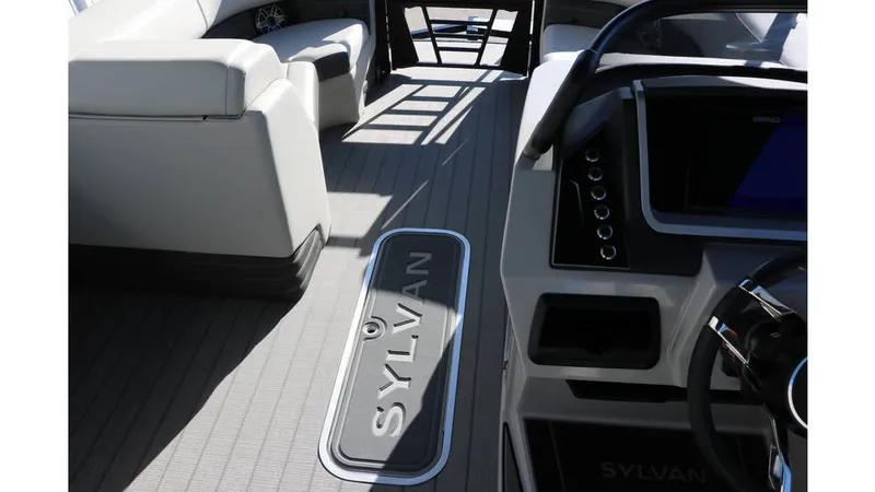 Slide: The Image of Sylvan G3 CLZ DH Tri-Toon 2025 - 25