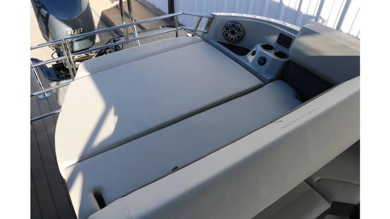 Slide: The Image of Sylvan G3 CLZ DH Tri-Toon 2025 - 33