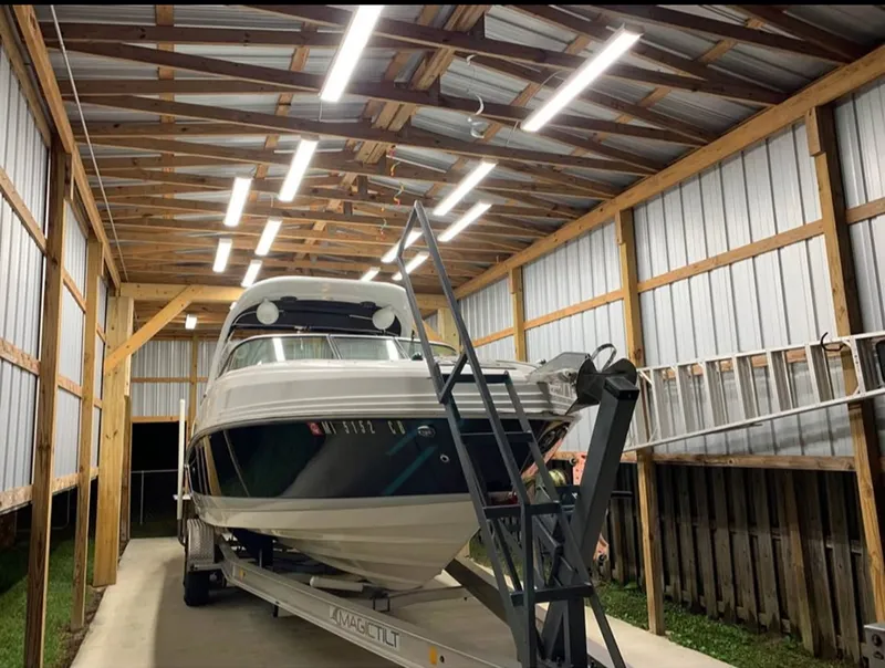 Slide: The Image of Rinker 29QX 2018 - 25