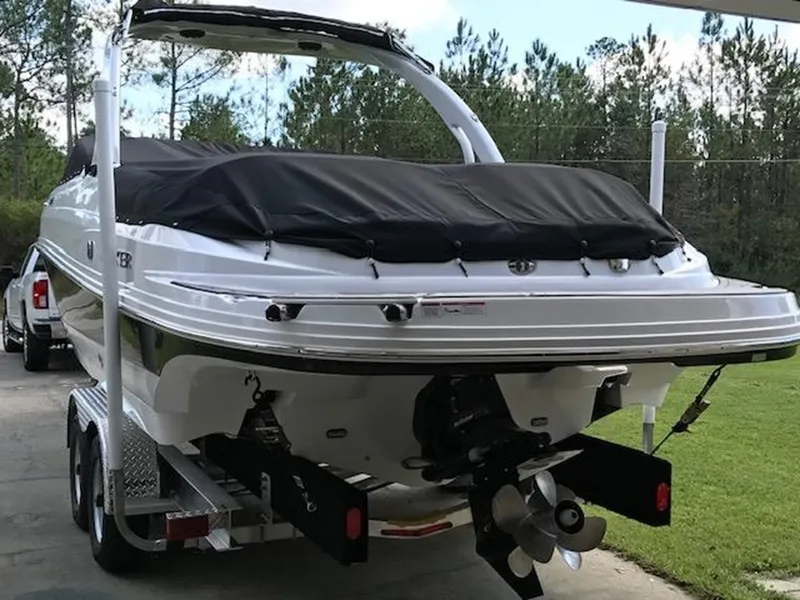 Slide: The Image of Rinker 29QX 2018 - 22