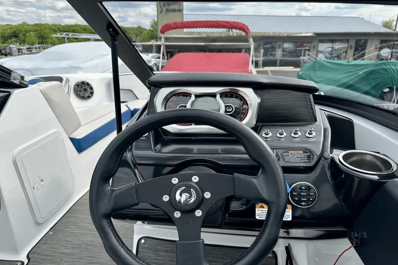 Slide: The Image of Scarab 195ID IMPULSE 2020 - 15