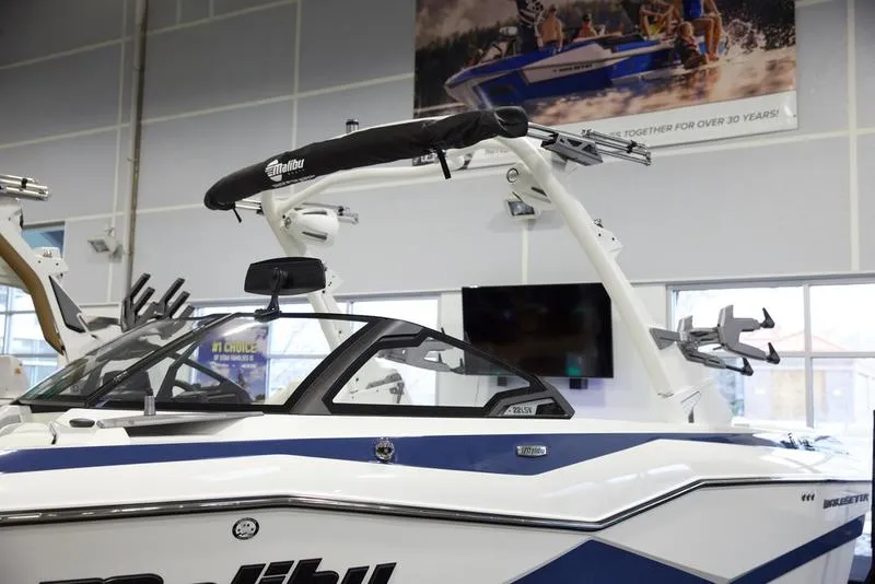 Slide: The Image of Malibu 22 LSV 2025 - 3