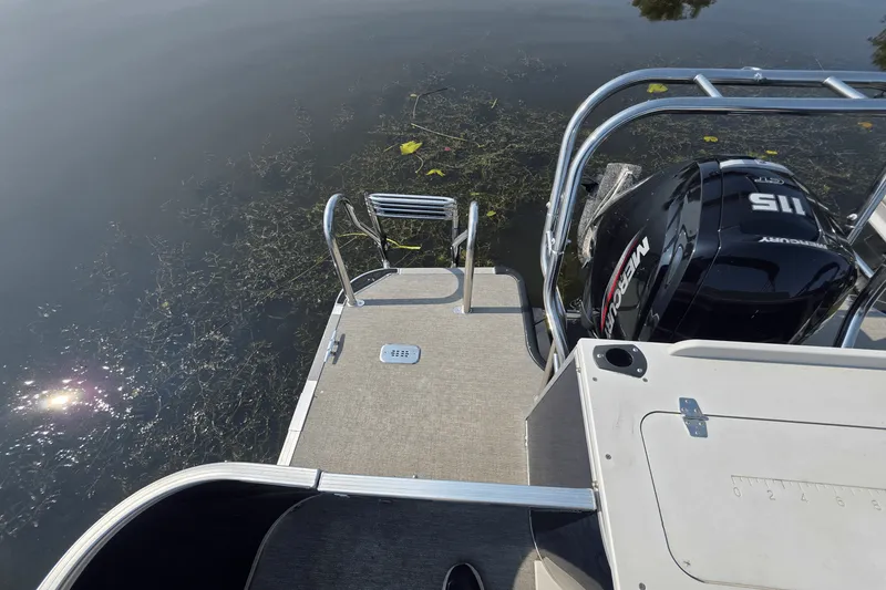 Slide: The Image of Sylvan 8522 MIRAGE PF 2021 - 16