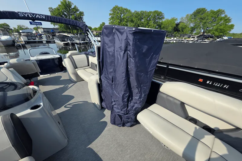 Slide: The Image of Sylvan 8522 MIRAGE PF 2021 - 19