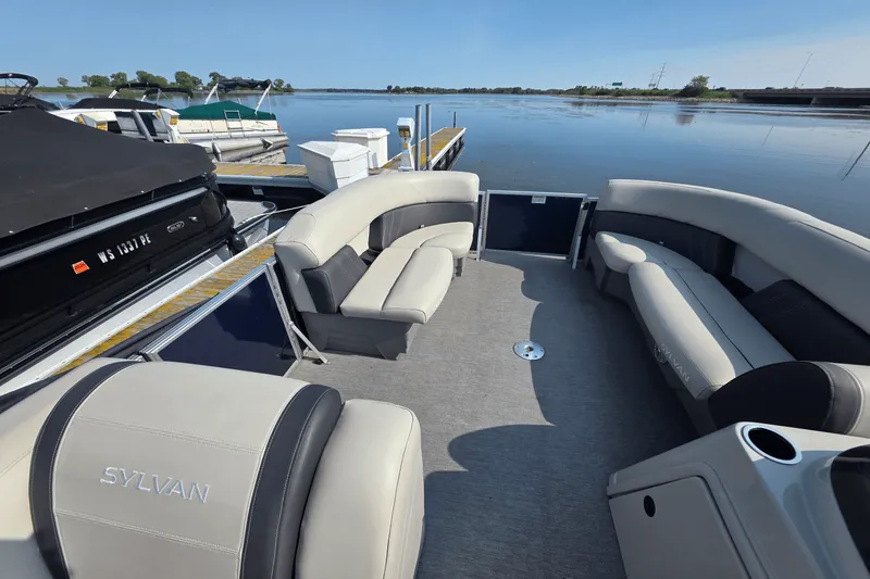 Slide: The Image of Sylvan 8522 MIRAGE PF 2021 - 6