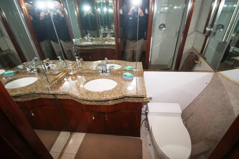 Slide: The Image of Mid Guest SR Head - 51