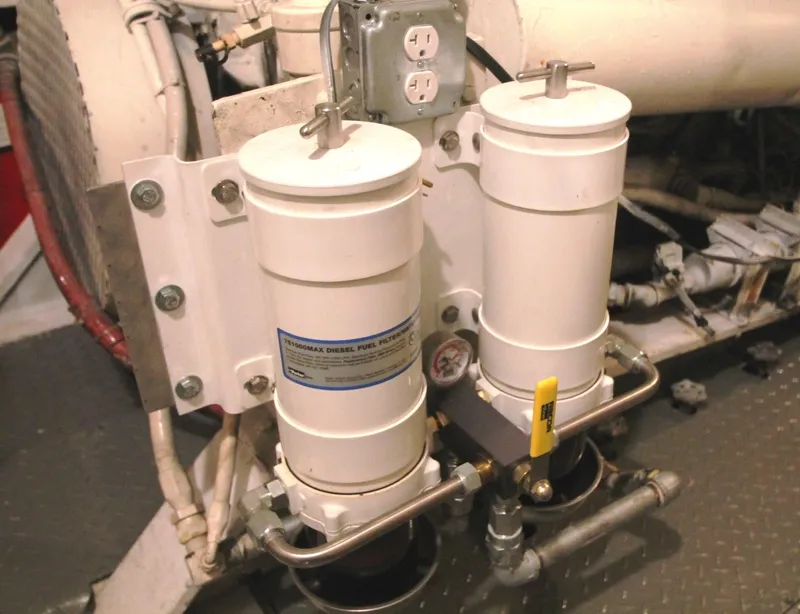 Slide: The Image of Newer Racors to Stbd - 79