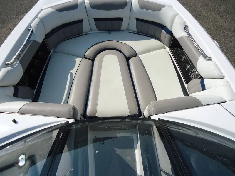 Slide: The Image of Malibu Boats 24 MXZ 2013 - 1