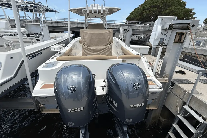 Slide: The Image of NauticStar 2602 L 2019 - 3