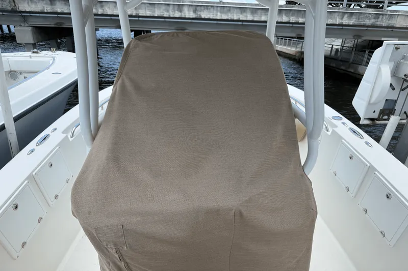 Slide: The Image of NauticStar 2602 L 2019 - 5