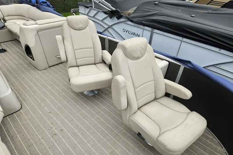 Slide: The Image of Harris GRAND MARINER 230 2016 - 4