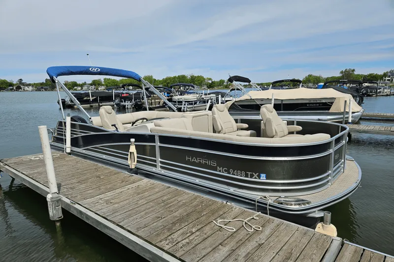 Slide: The Image of Harris GRAND MARINER 230 2016 - 7