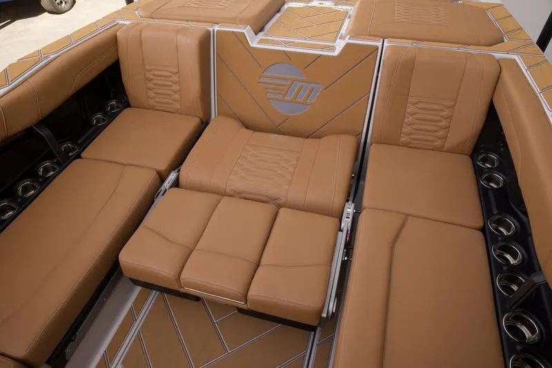 Slide: The Image of Malibu 26 LSV 2026 - 36