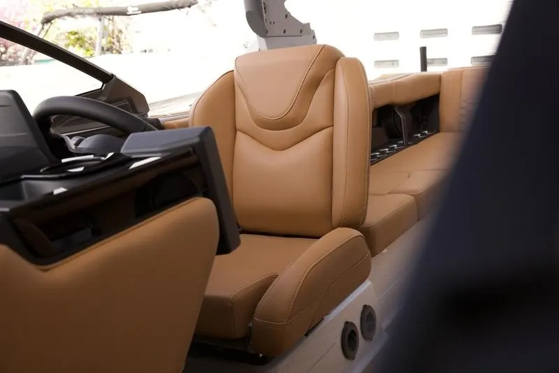 Slide: The Image of Malibu 26 LSV 2026 - 22