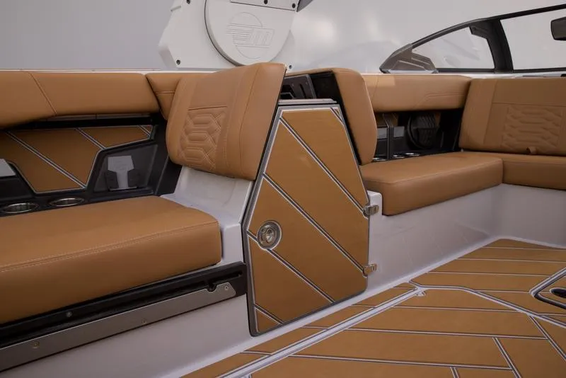 Slide: The Image of Malibu 26 LSV 2026 - 43