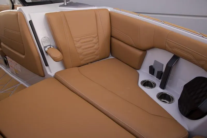 Slide: The Image of Malibu 26 LSV 2026 - 30