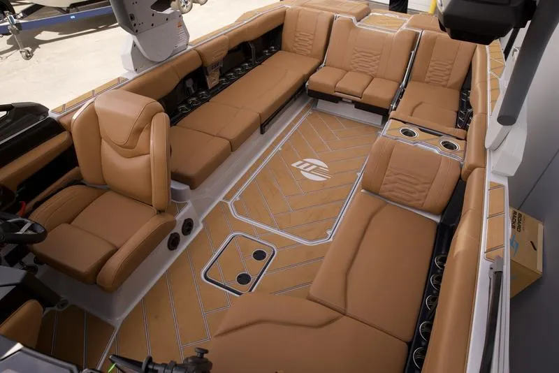 Slide: The Image of Malibu 26 LSV 2026 - 40