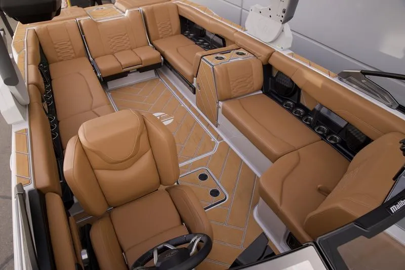 Slide: The Image of Malibu 26 LSV 2026 - 38
