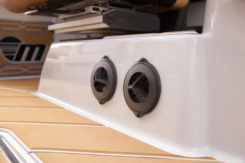 Slide: The Image of Malibu 26 LSV 2026 - 24