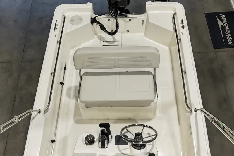 Slide: The Image of Boston Whaler 150 Montauk 2025 - 13