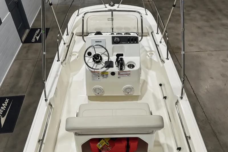 Slide: The Image of Boston Whaler 150 Montauk 2025 - 14