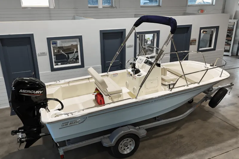 Slide: The Image of Boston Whaler 150 Montauk 2025 - 7