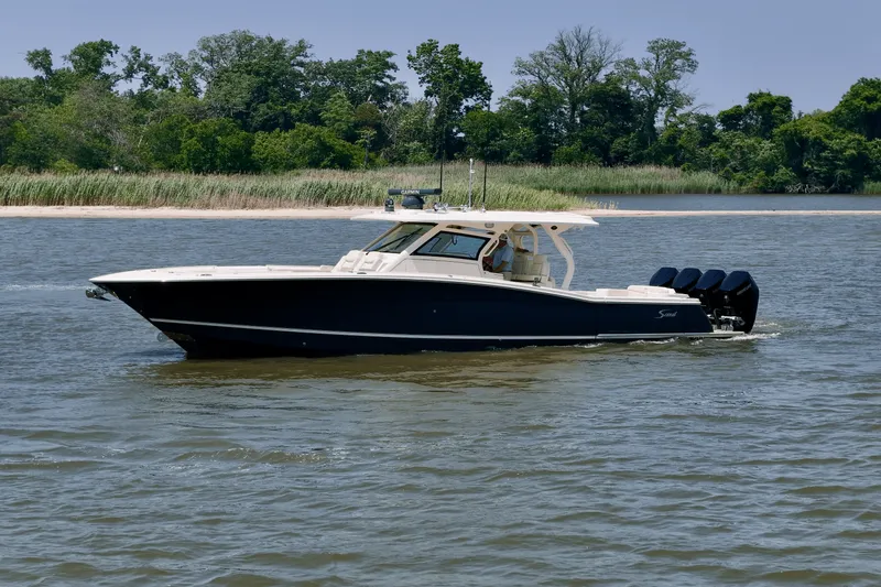 Slide: The Image of Scout 400 LXF Li-Ion 2025 - 12