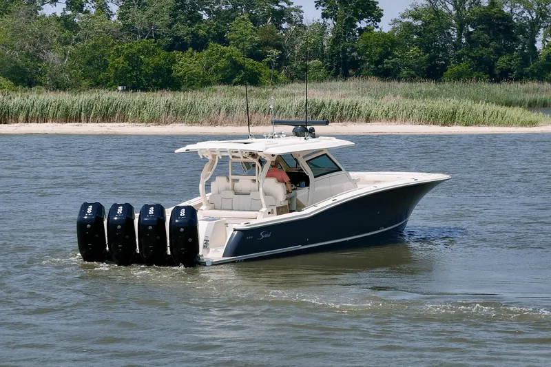 Slide: The Image of Scout 400 LXF Li-Ion 2025 - 5