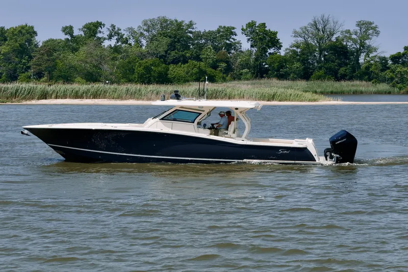 Slide: The Image of Scout 400 LXF Li-Ion 2025 - 9