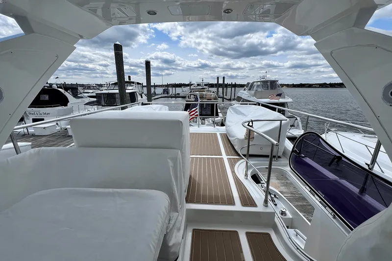 Slide: The Image of Azimut 50 FLYBRIDGE 2019 - 26