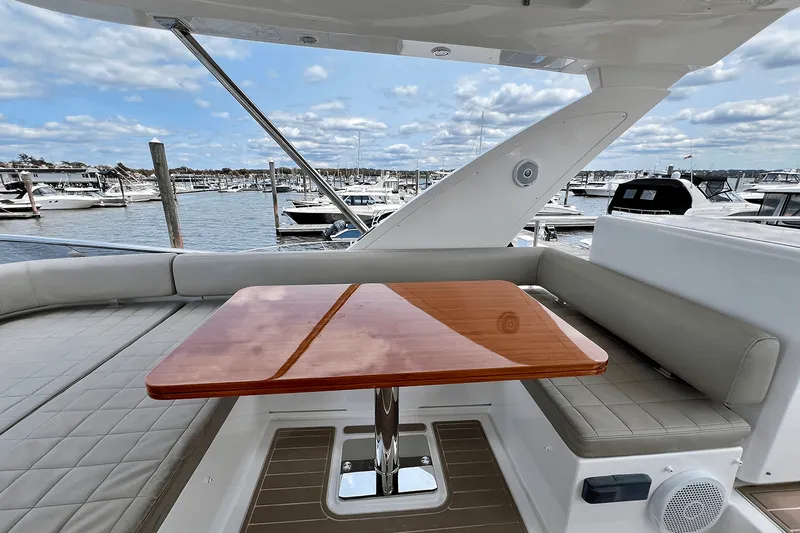 Slide: The Image of Azimut 50 FLYBRIDGE 2019 - 31