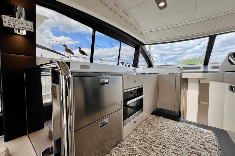 Slide: The Image of Azimut 50 FLYBRIDGE 2019 - 50