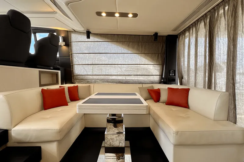 Slide: The Image of Azimut 50 FLYBRIDGE 2019 - 60