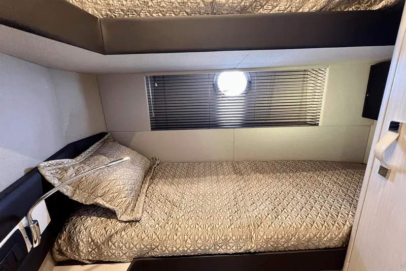 Slide: The Image of Azimut 50 FLYBRIDGE 2019 - 74