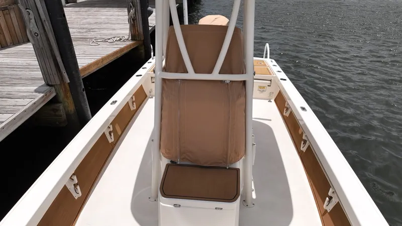 Slide: The Image of Pathfinder Boats 2500 Hybrid 2017 - 23