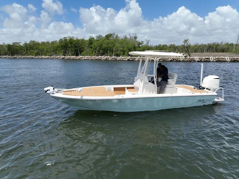 Slide: The Image of Pathfinder Boats 2500 Hybrid 2017 - 1