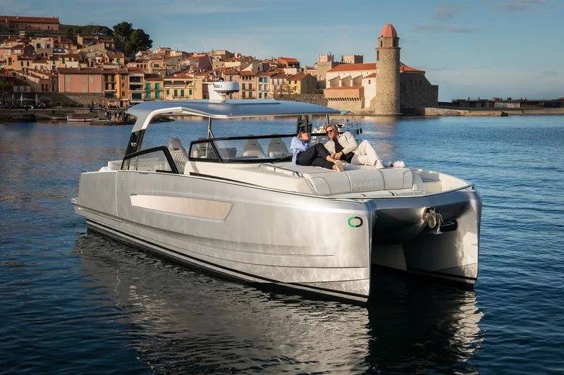 Slide: The Image of Yot Power Catamarans Yot 36 2027 - 55