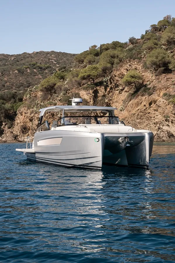 Slide: The Image of Yot Power Catamarans Yot 36 2027 - 31